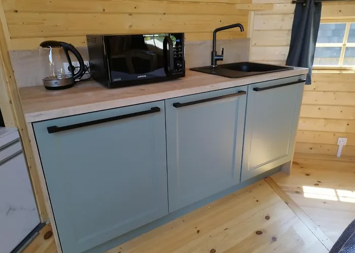 Climatise Avec Baignoire 2 Personnes אברנשה